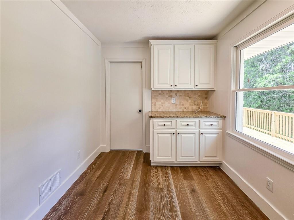 3332 Oak Grove Road Southwest Loganville, GA 30052 - Photo 11 of 37