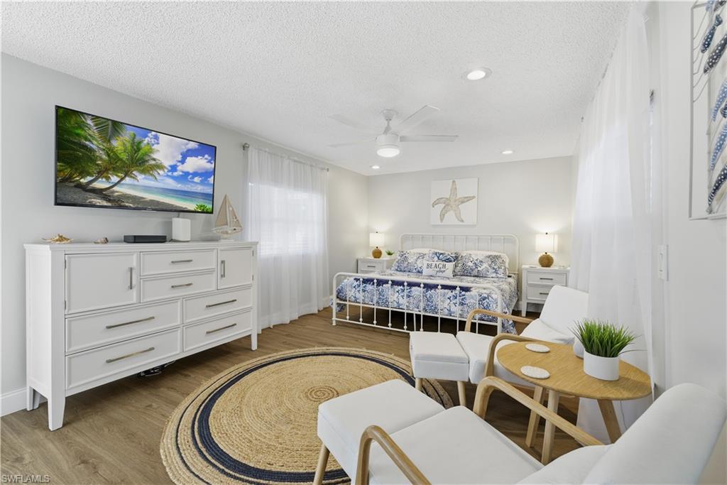 4690 Parrot Avenue Naples, FL 34104 - Photo 16 of 35