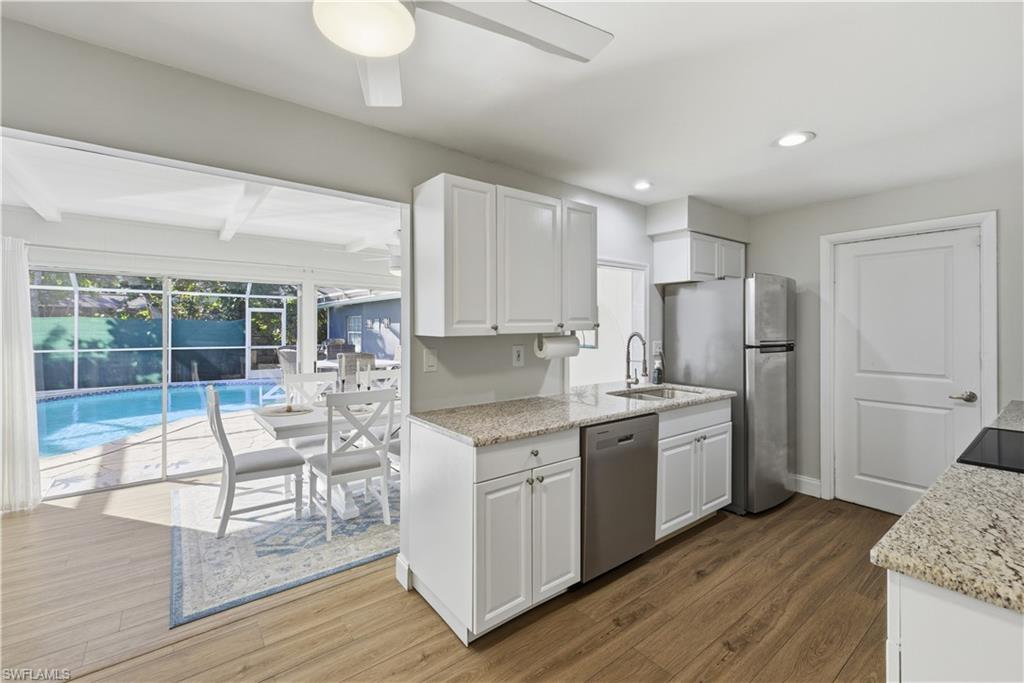 4690 Parrot Avenue Naples, FL 34104 - Photo 7 of 35