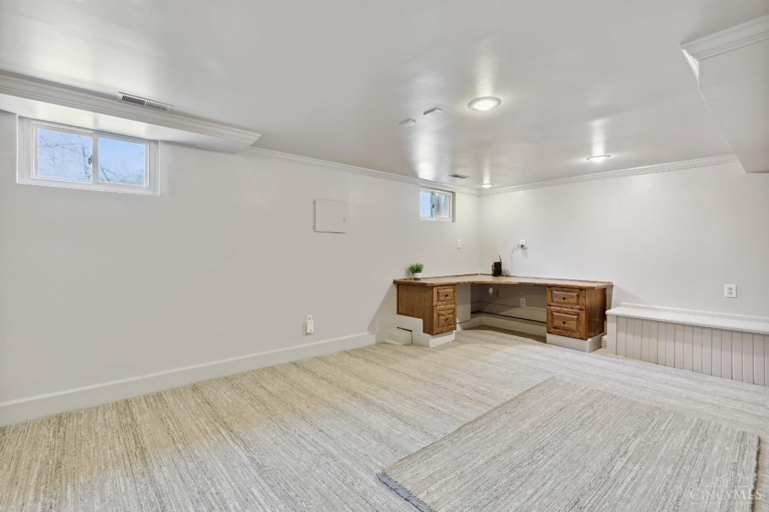 293 Bonham Road Cincinnati, OH 45215 - Photo 23 of 35 Gallery Image 23