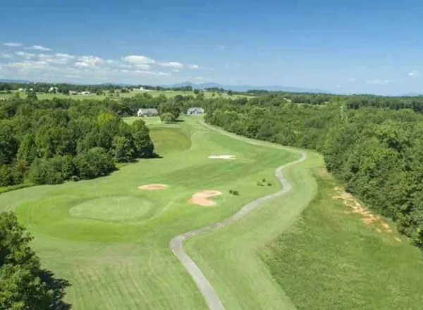 $415,000 | 1273 Graves Harbor Trail, Unit 318, Huddleston, VA 24104