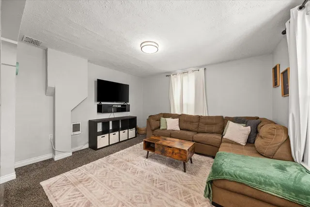 $280,000 | 427 East Glass Avenue, Spokane, WA 99207