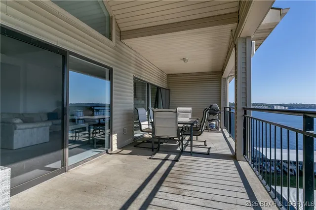 $399,900 | 106 Falls Point Drive, Unit 8C, Lake Ozark, MO 65049