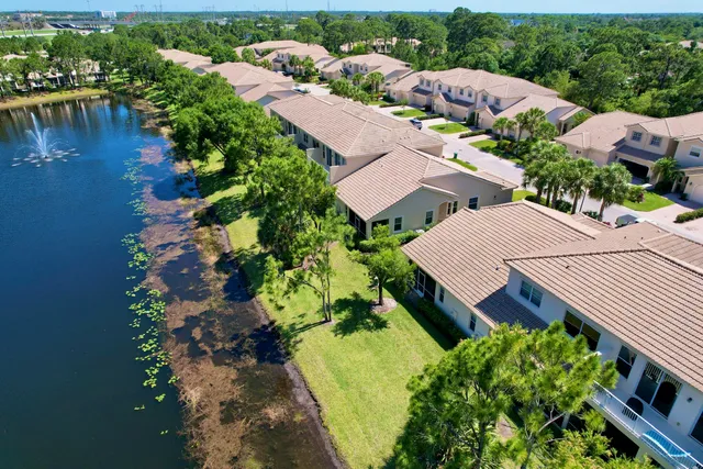 $305,000 | 8110 Carnoustie Place, Port St. Lucie, FL 34986