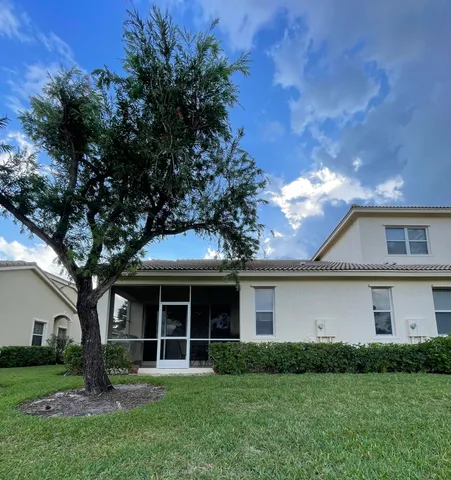 $305,000 | 8110 Carnoustie Place, Port St. Lucie, FL 34986