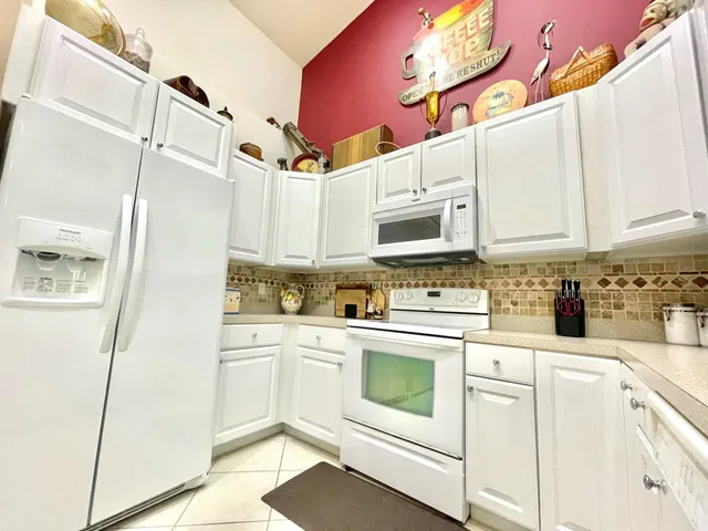 $305,000 | 8110 Carnoustie Place, Port St. Lucie, FL 34986