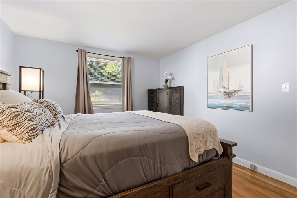542 Trapelo Road Waltham, MA 02452 - Photo 22 of 42