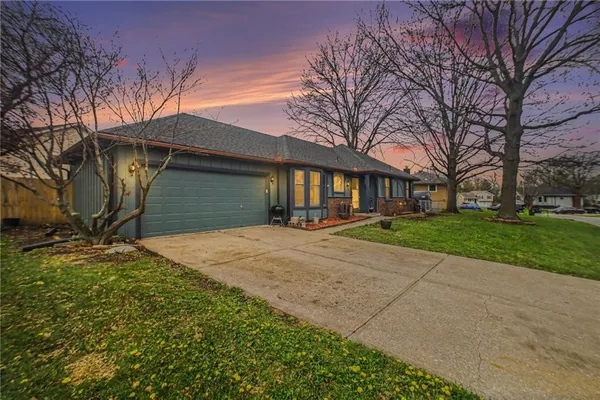 $289,000 | 16819 Blaine Avenue, Belton, MO 64012