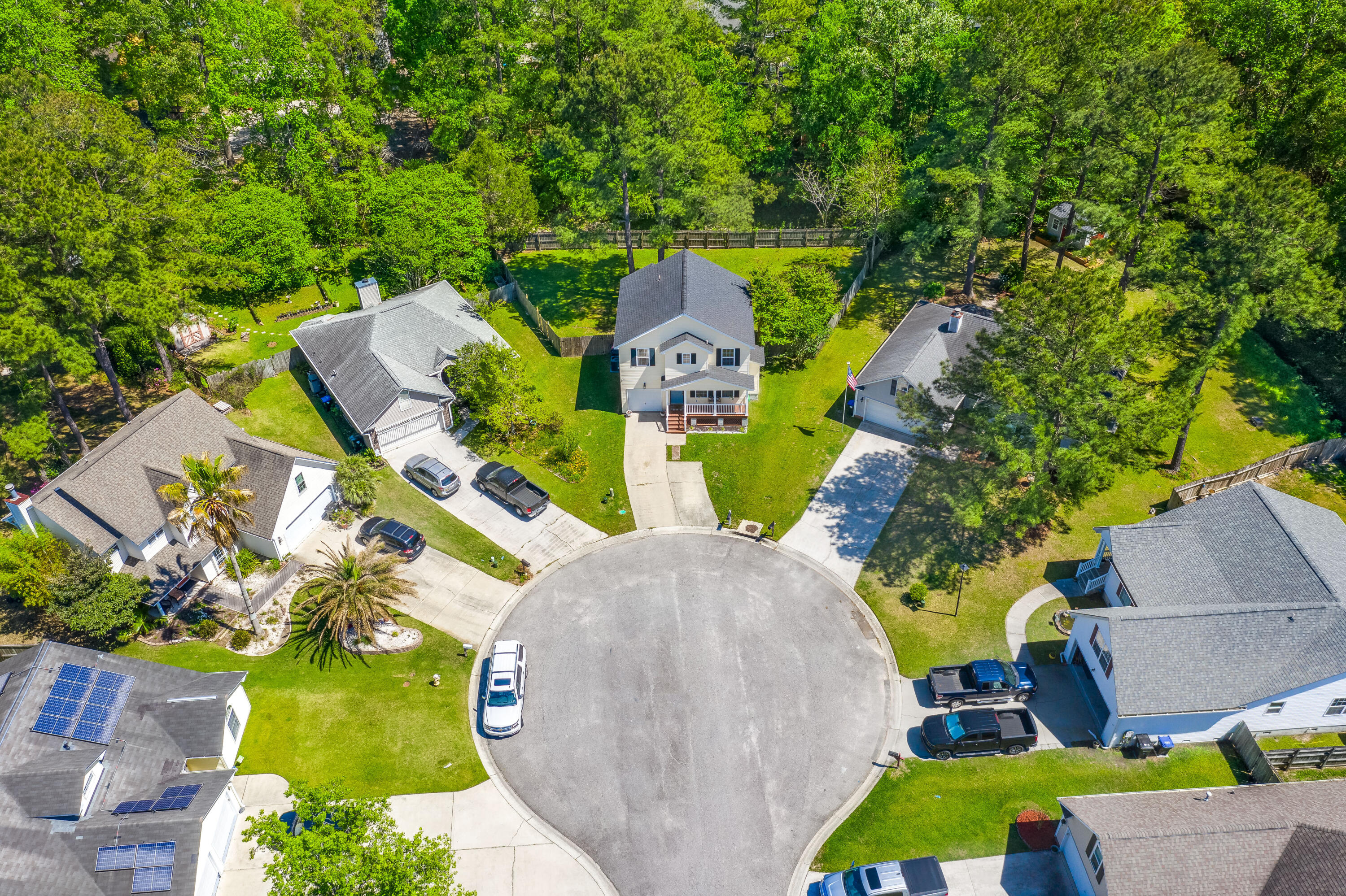 308 Lancaster Road Summerville, SC 29485 - Photo 3 of 30 3