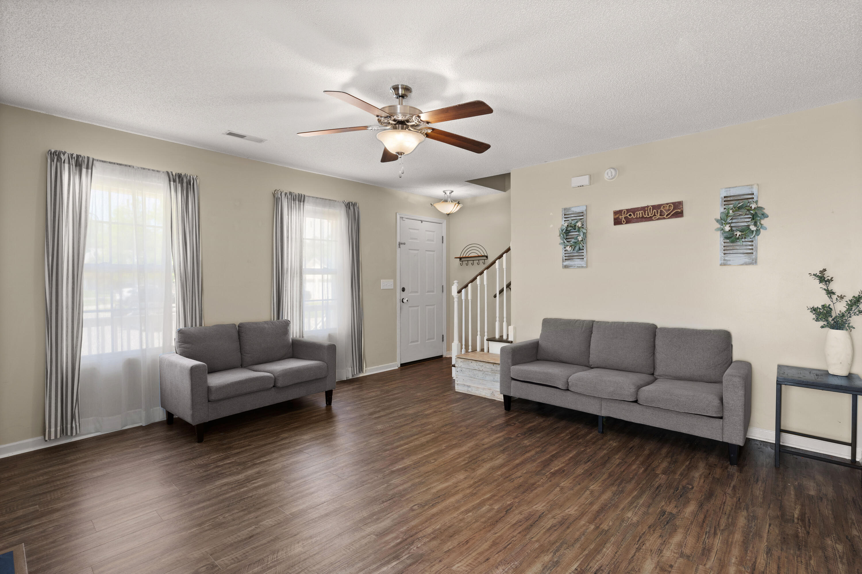 308 Lancaster Road Summerville, SC 29485 - Photo 7 of 30 7