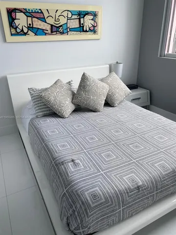 $5,000 | 253 Northeast 2nd Street, Unit 3509, Miami, FL 33132