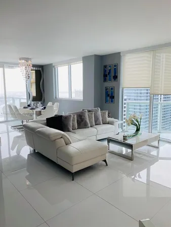 $4,700 | 253 Northeast 2nd Street, Unit 3509, Miami, FL 33132