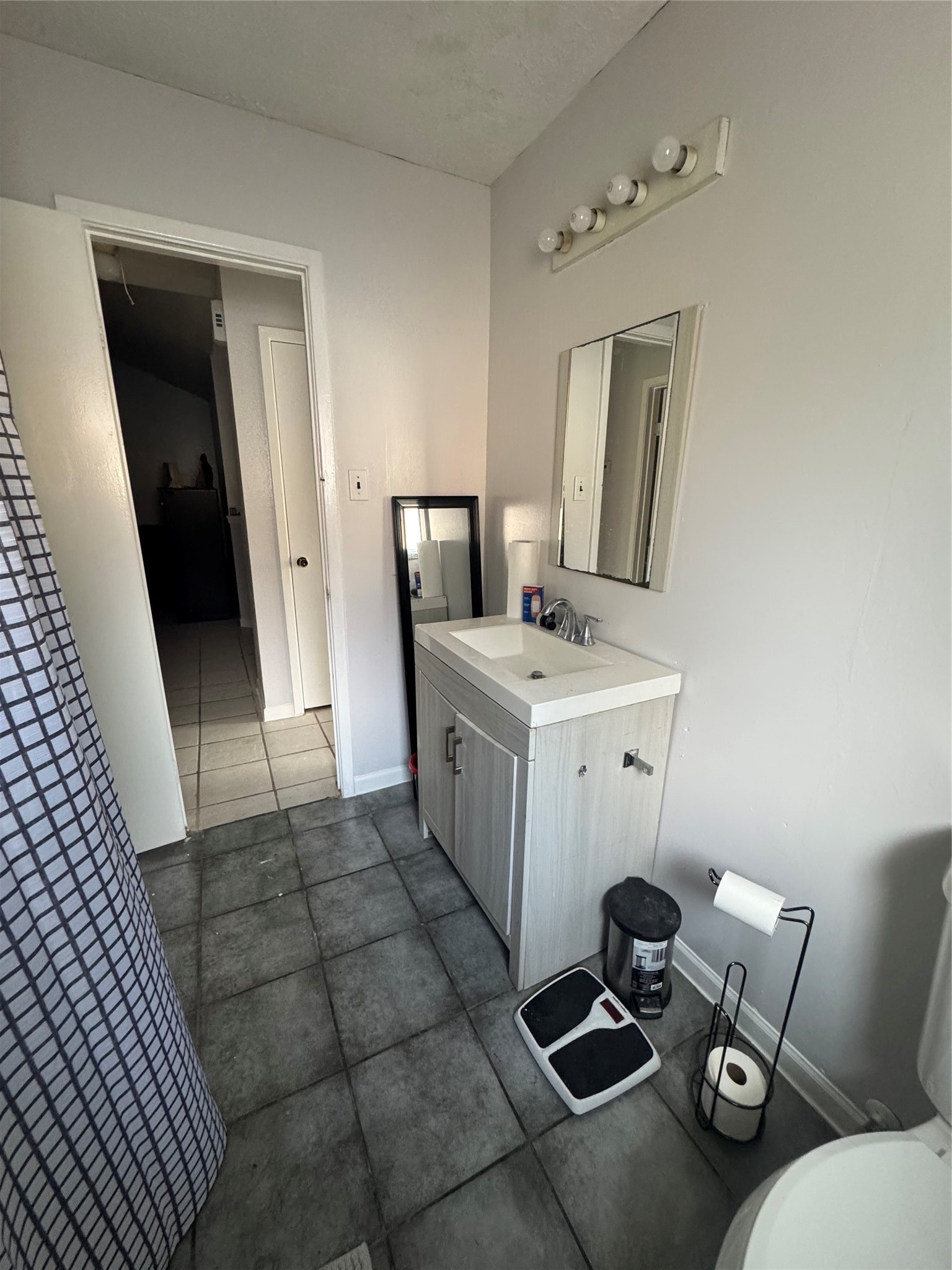 2323 Spring Dusk Drive Spring, TX 77373 - Photo 15 of 19 a view of bathroom