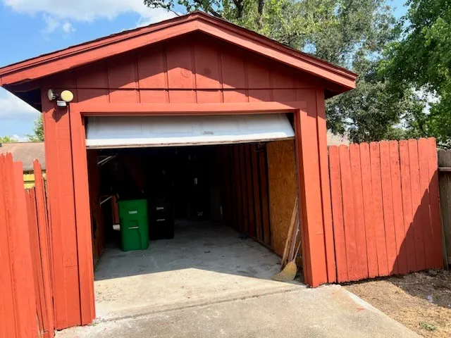 $1,400 | 2323 Spring Dusk Drive, Spring, TX 77373