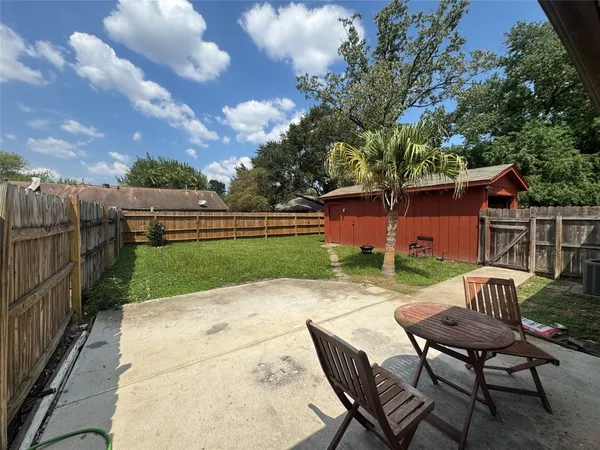 $1,350 | 2323 Spring Dusk Drive, Spring, TX 77373