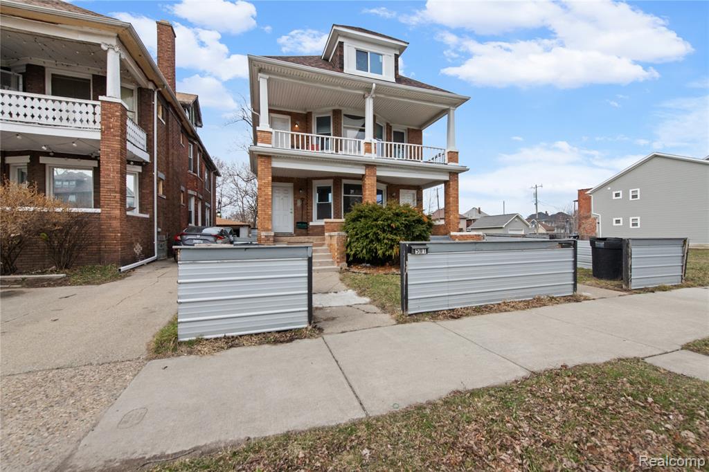 591 Hague Street Detroit, MI 48202 - Photo 2 of 21
