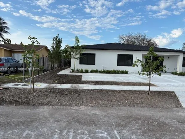 $900,000 | 14231 Southwest 286th Street, Homestead, FL 33033