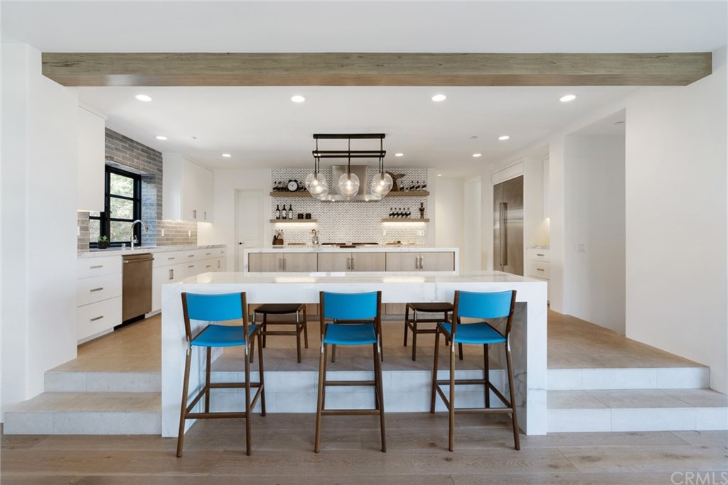 4 Emerald Bay Laguna Beach, CA 92651 - Photo 35 of 75