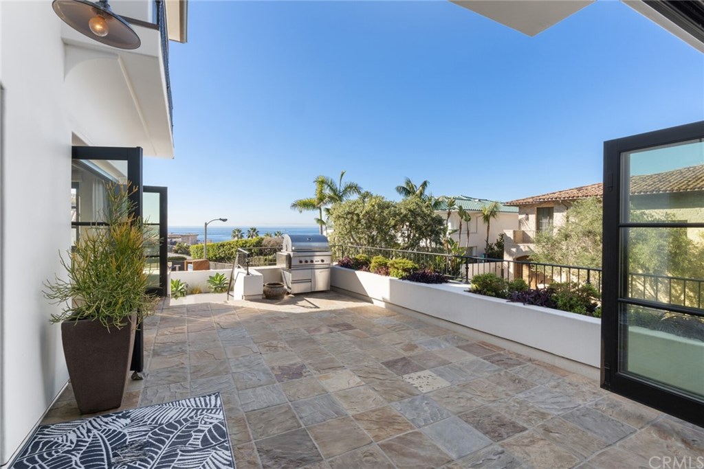 4 Emerald Bay Laguna Beach, CA 92651 - Photo 54 of 75