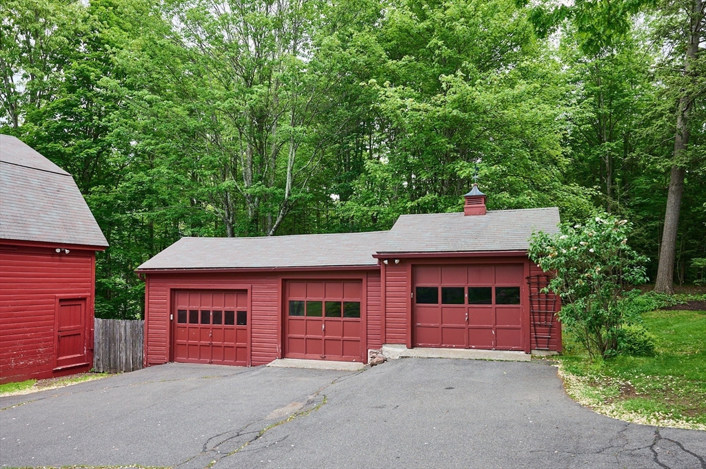 198 Leyden Road Greenfield, MA 01301 - Photo 6 of 39