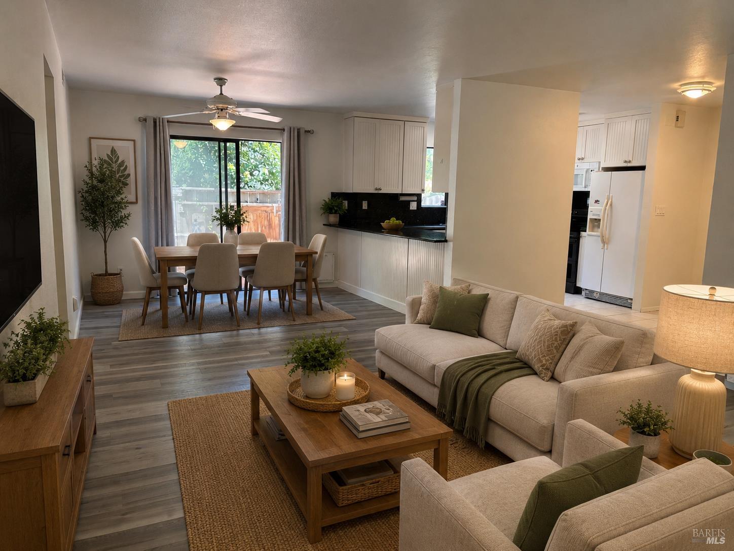 116 Posada Del Sol Novato, CA 94949 - Photo 7 of 33 Virtual staging without room modifications
