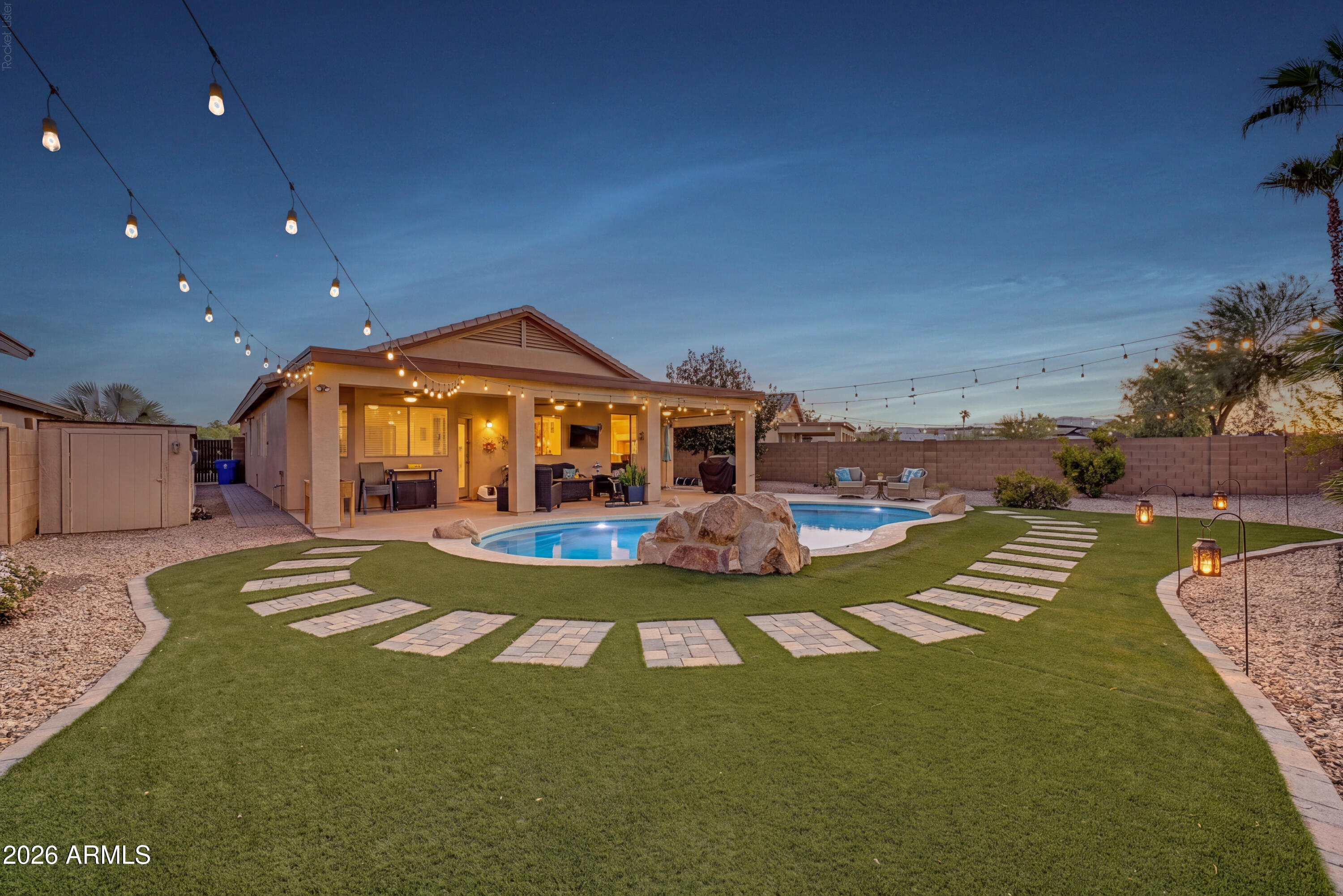 17090 West Northampton Road Surprise, AZ 85374 - Photo 5 of 41 32 - Northampton