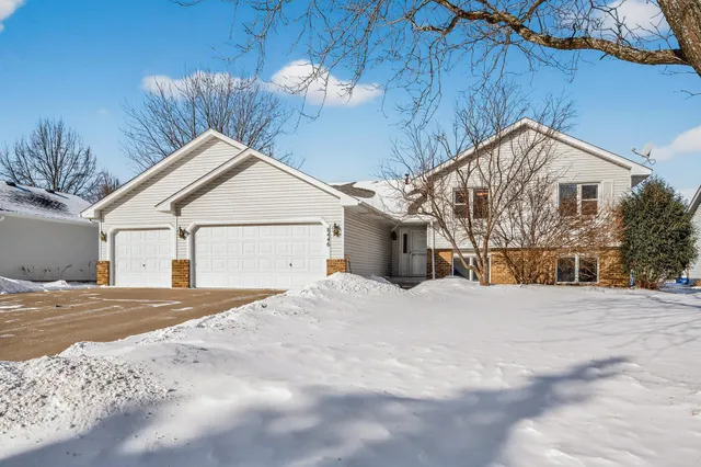 $420,000 | 8446 Jergen Avenue South, Cottage Grove, MN 55016