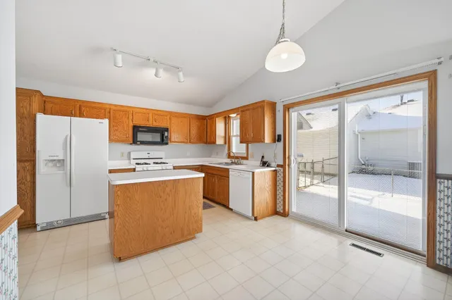 $420,000 | 8446 Jergen Avenue South, Cottage Grove, MN 55016