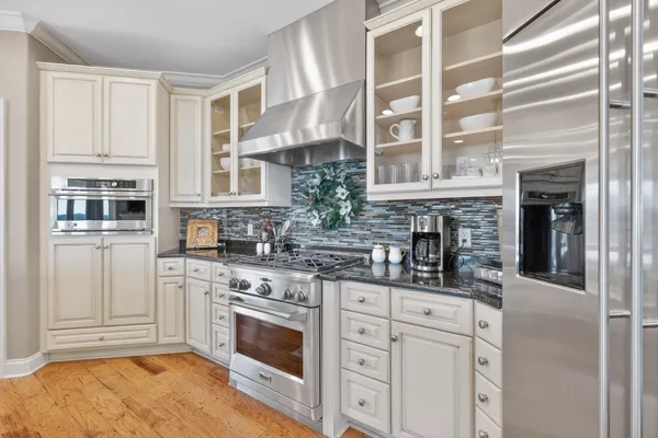 $1,100,000 | 400 Warioto Way, Unit 1007, Ashland City, TN 37015