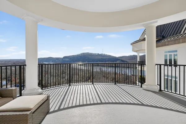 $1,100,000 | 400 Warioto Way, Unit 1007, Ashland City, TN 37015