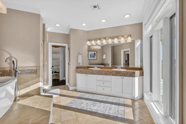 $1,100,000 | 400 Warioto Way, Unit 1007, Ashland City, TN 37015