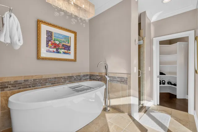 $1,100,000 | 400 Warioto Way, Unit 1007, Ashland City, TN 37015