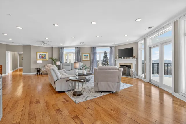 $1,100,000 | 400 Warioto Way, Unit 1007, Ashland City, TN 37015