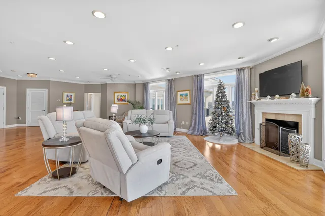 $1,100,000 | 400 Warioto Way, Unit 1007, Ashland City, TN 37015