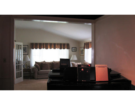 67-68 Pleasant Valley Road Amesbury, MA 01913 - Photo 11 of 18 Gallery Image 11