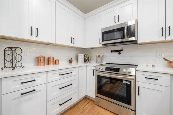$499,900 | 2907 Post Road, Unit 8, Warwick, RI 02886