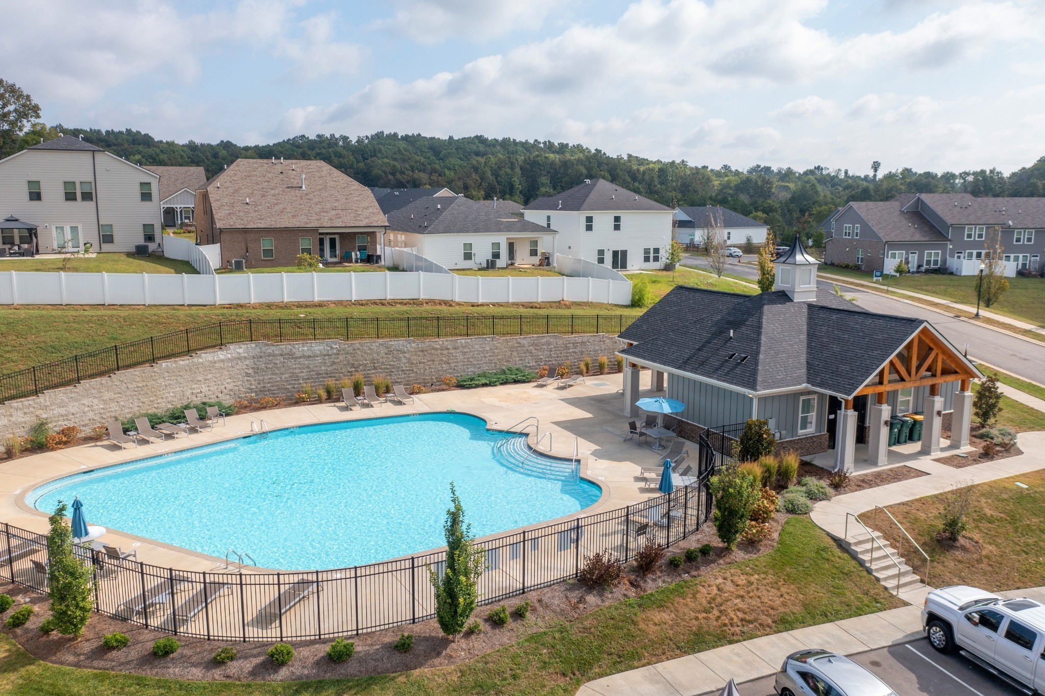 1045 Holland Ridge Way Lebanon, TN 37090 - Photo 4 of 33 Gallery Image 4