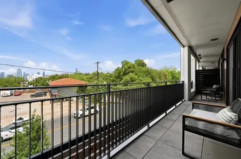 $729,700 | 2209 South 1st Street, Unit 209, Austin, TX 78704