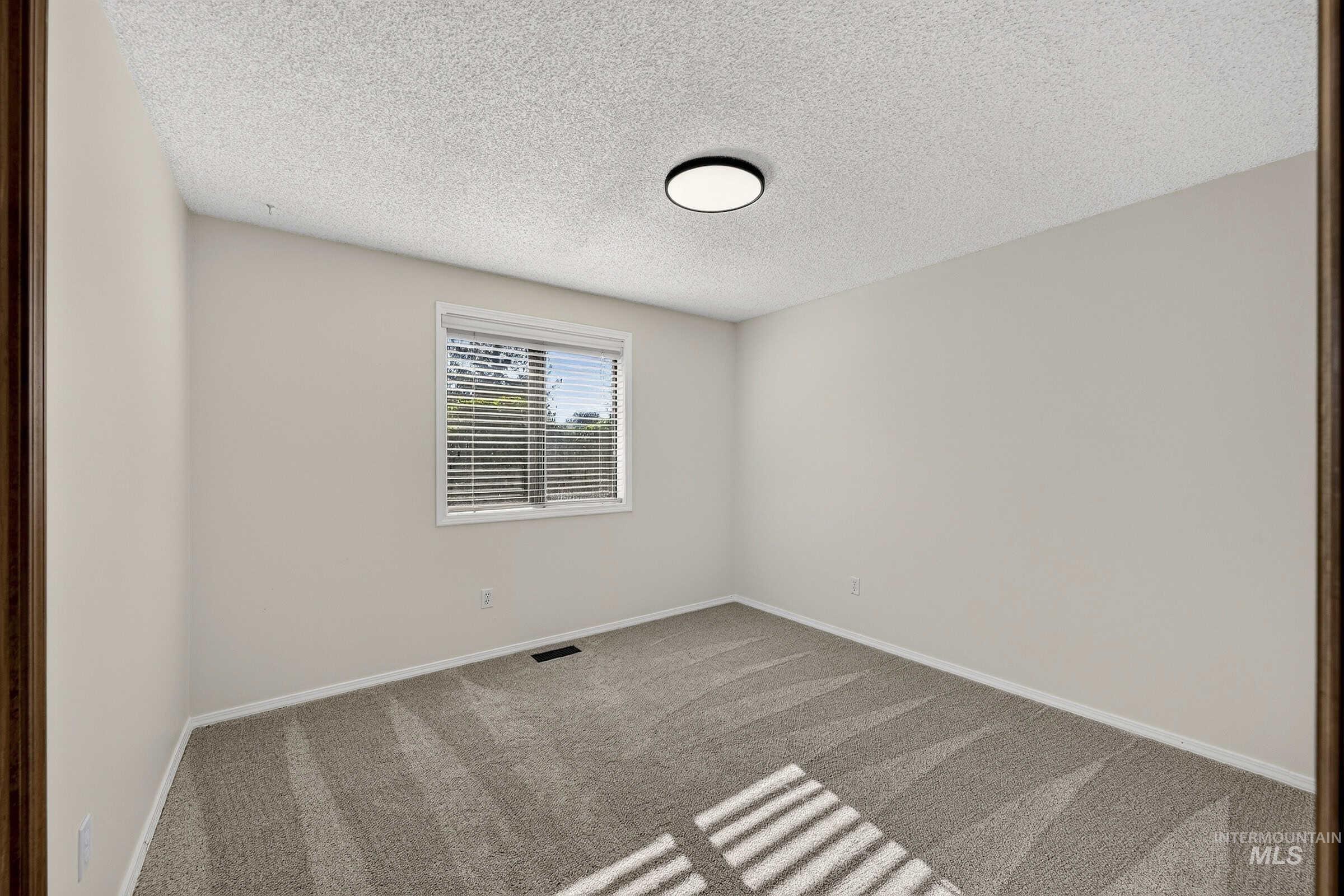 11190 Hummingbird Drive Boise, ID 83709 - Photo 27 of 38