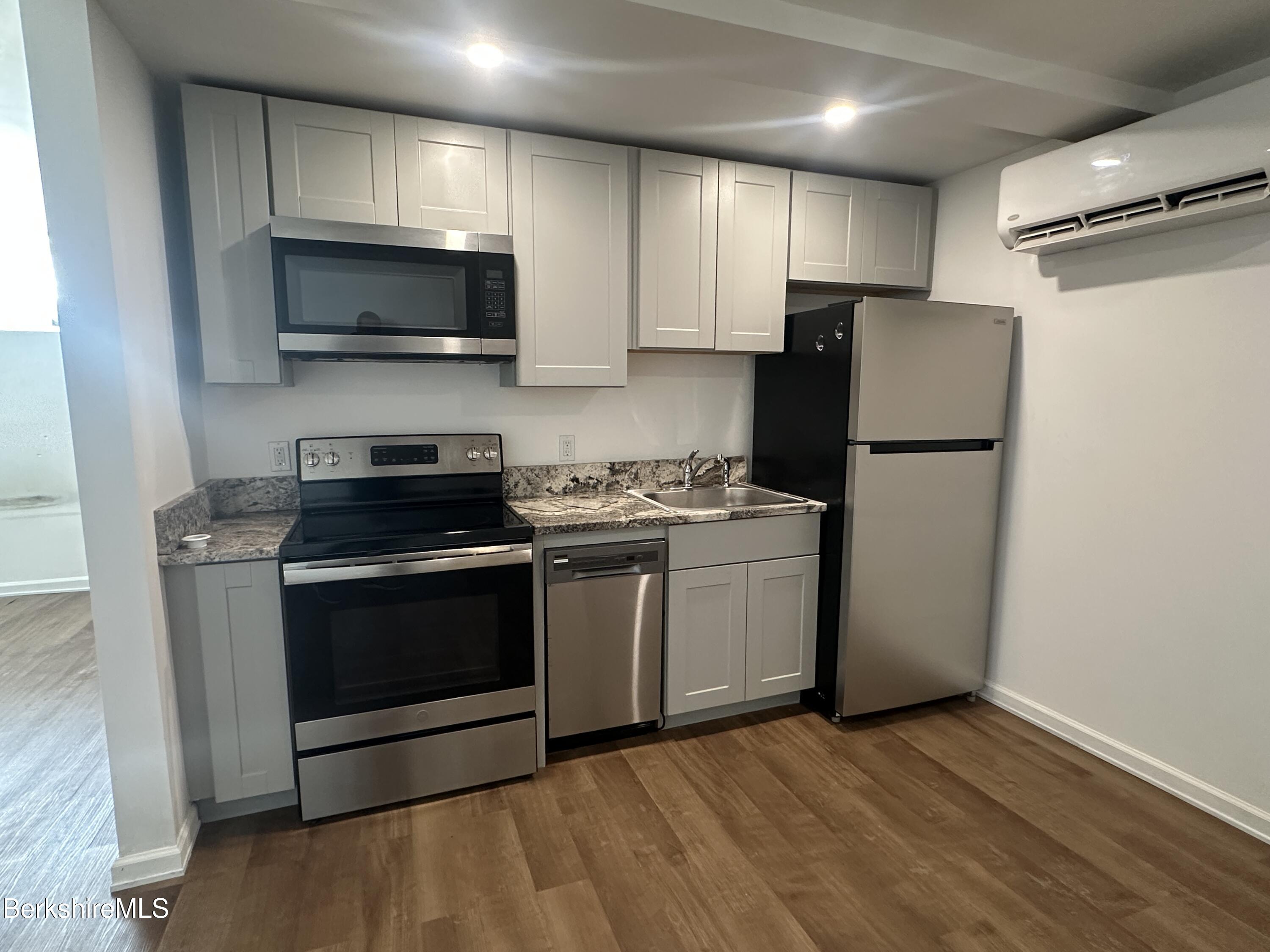 235 East Street, Unit 27 Pittsfield, MA 01201 - Photo 2 of 7 Kitchen