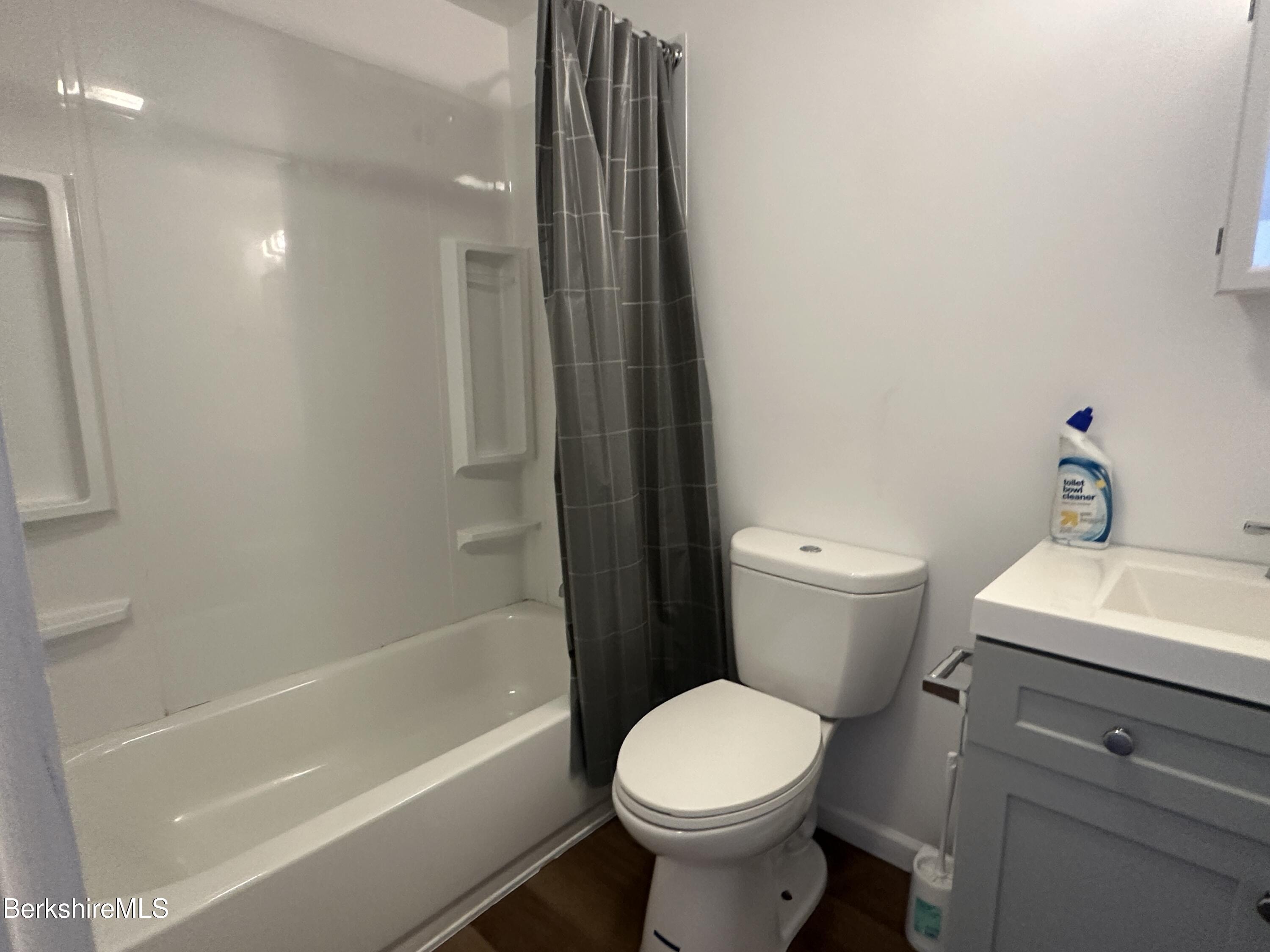 235 East Street, Unit 27 Pittsfield, MA 01201 - Photo 7 of 7 Bathroom