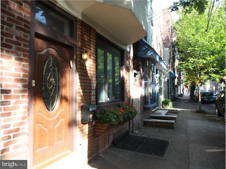 722 South 6th Street Philadelphia, PA 19147 - Photo 2 of 20 View from Front Door