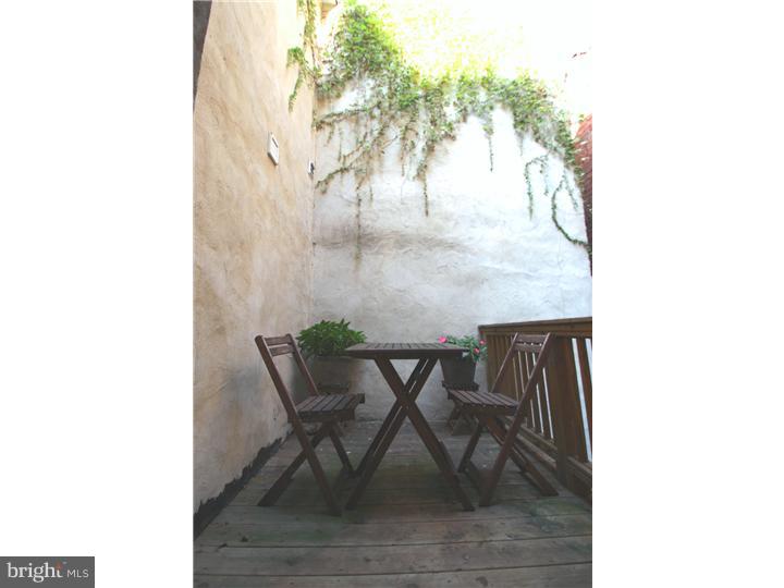 722 South 6th Street Philadelphia, PA 19147 - Photo 20 of 20 Deck