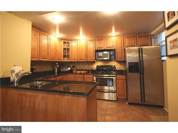 722 South 6th Street Philadelphia, PA 19147 - Photo 6 of 20 Kitchen