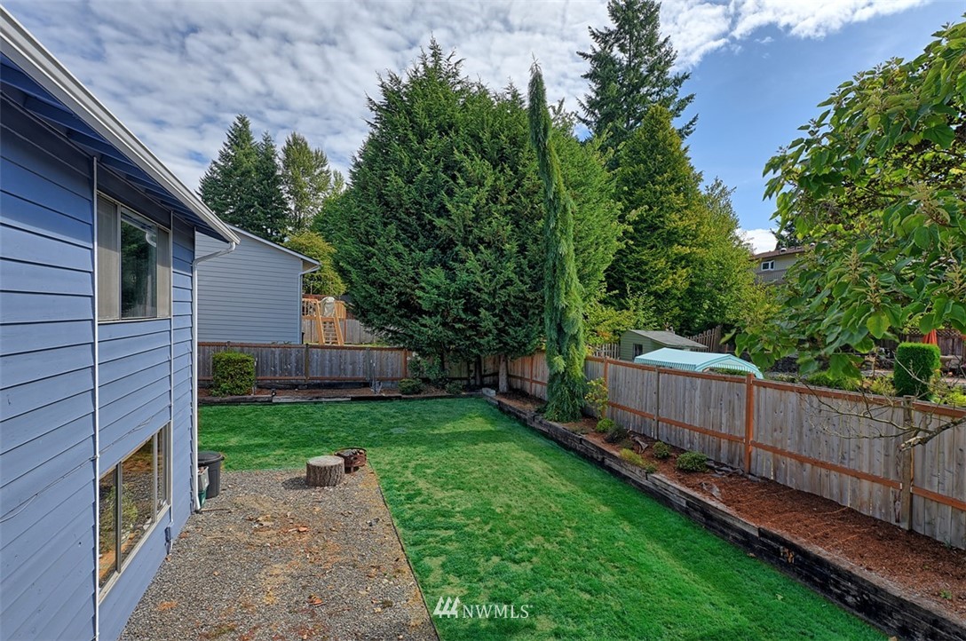 17417 Brook Boulevard Bothell, WA 98012 - Photo 23 of 24