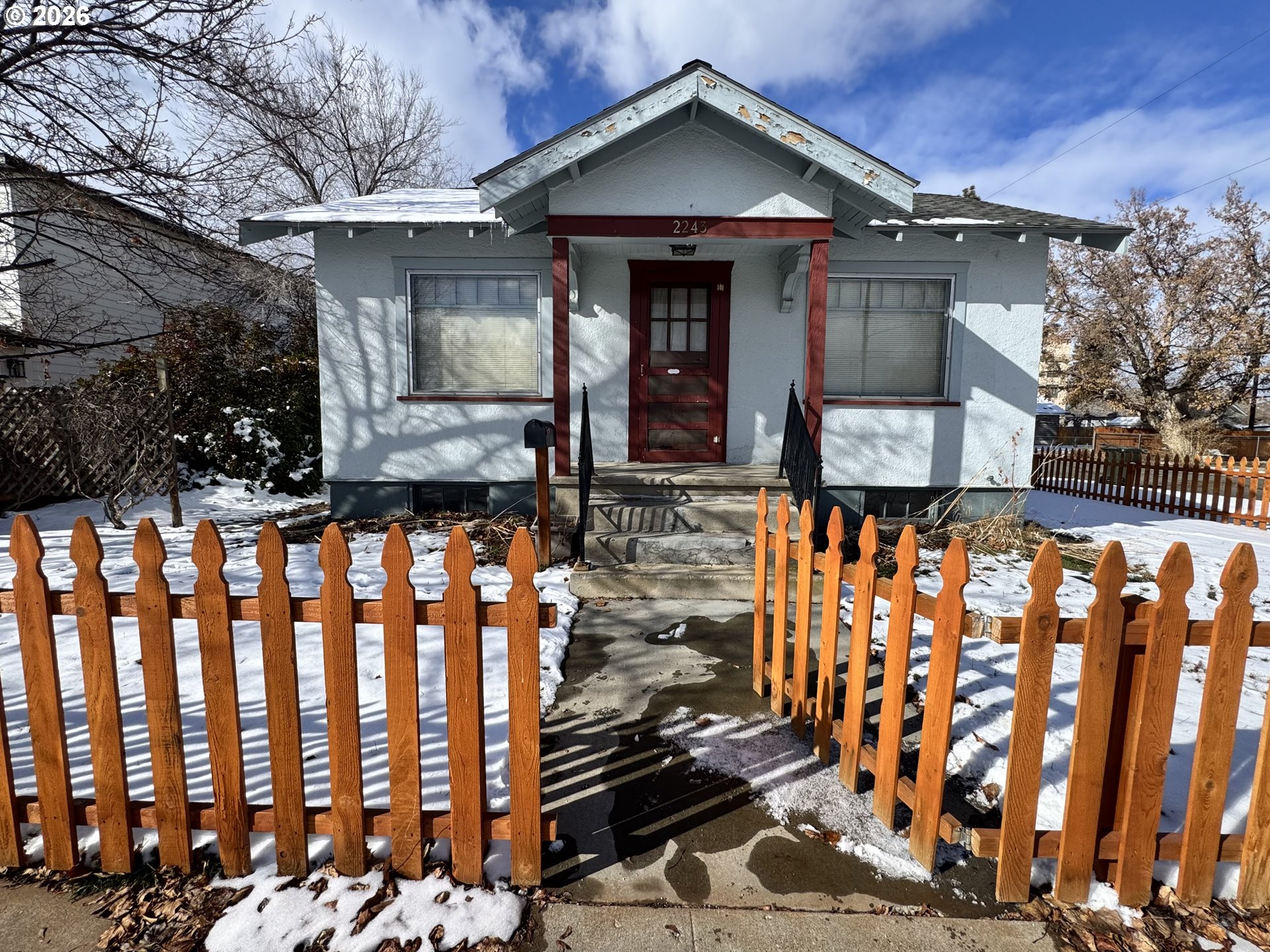 2243 3rd Street Baker City, OR 97814 - Photo 20 of 20 a front view of a house with street
