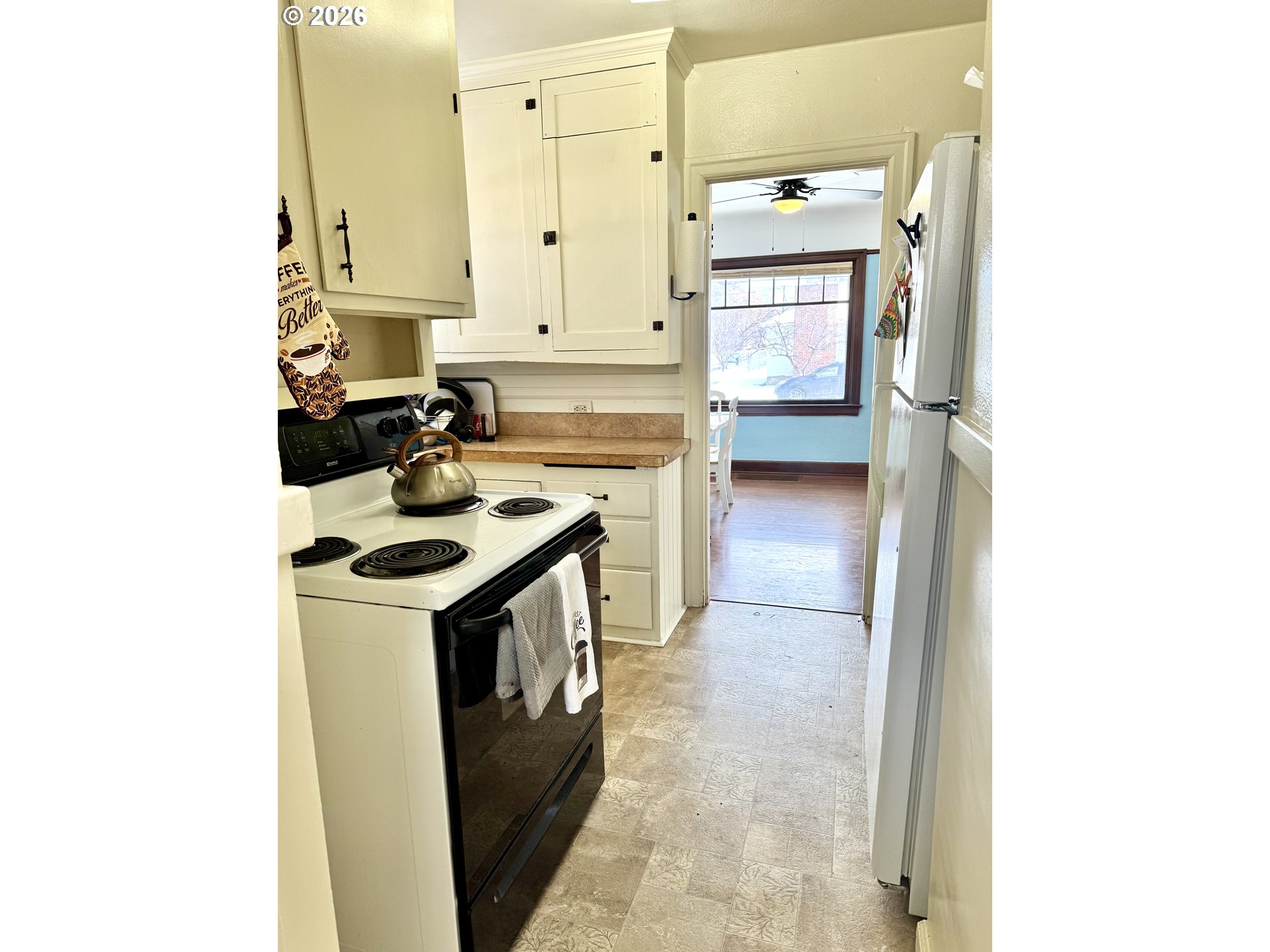 2243 3rd Street Baker City, OR 97814 - Photo 3 of 20 a kitchen with a stove and a refrigerator