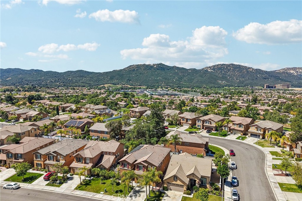 46101 Sharon Street Temecula, CA 92592 - Photo 31 of 34 an aerial view of a city