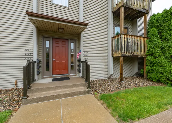 $89,900 | 5221 26th Ave A Court, Unit 4, Moline, IL 61265