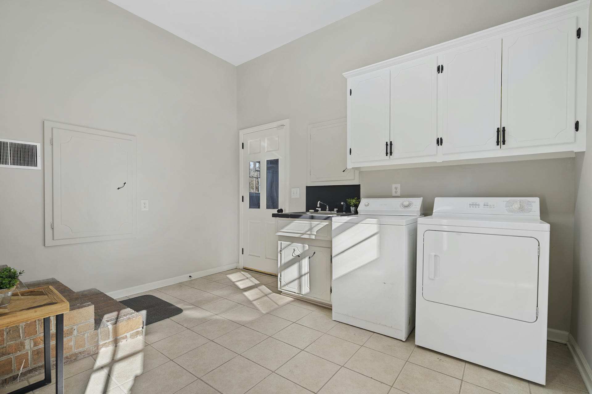 1449 Bacons Bridge Road Summerville, SC 29485 - Photo 28 of 38 SDH02134